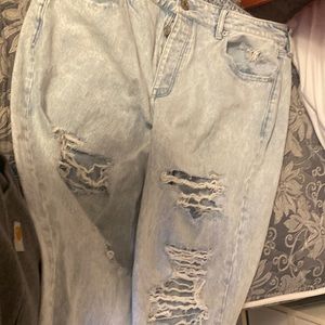 American Eagle Mom Jeans